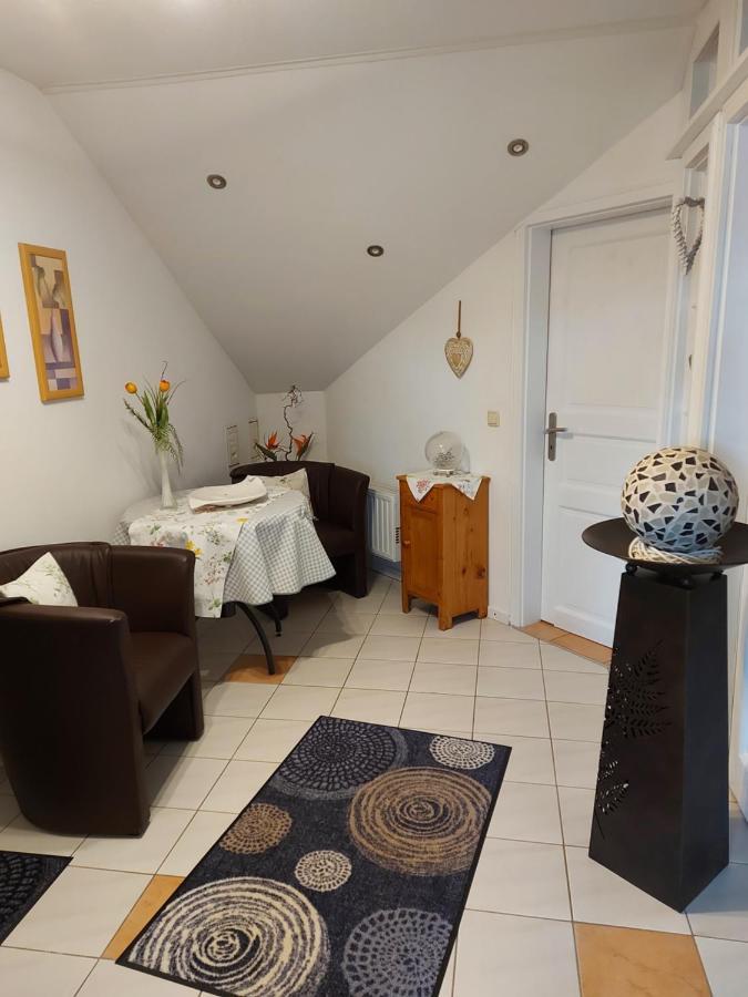 Ferienwohnung Schmitz Anschau Exterior photo